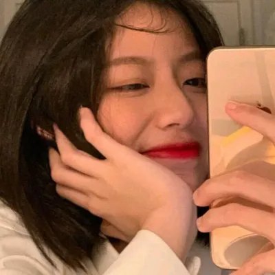 金蛇贺岁之合家团